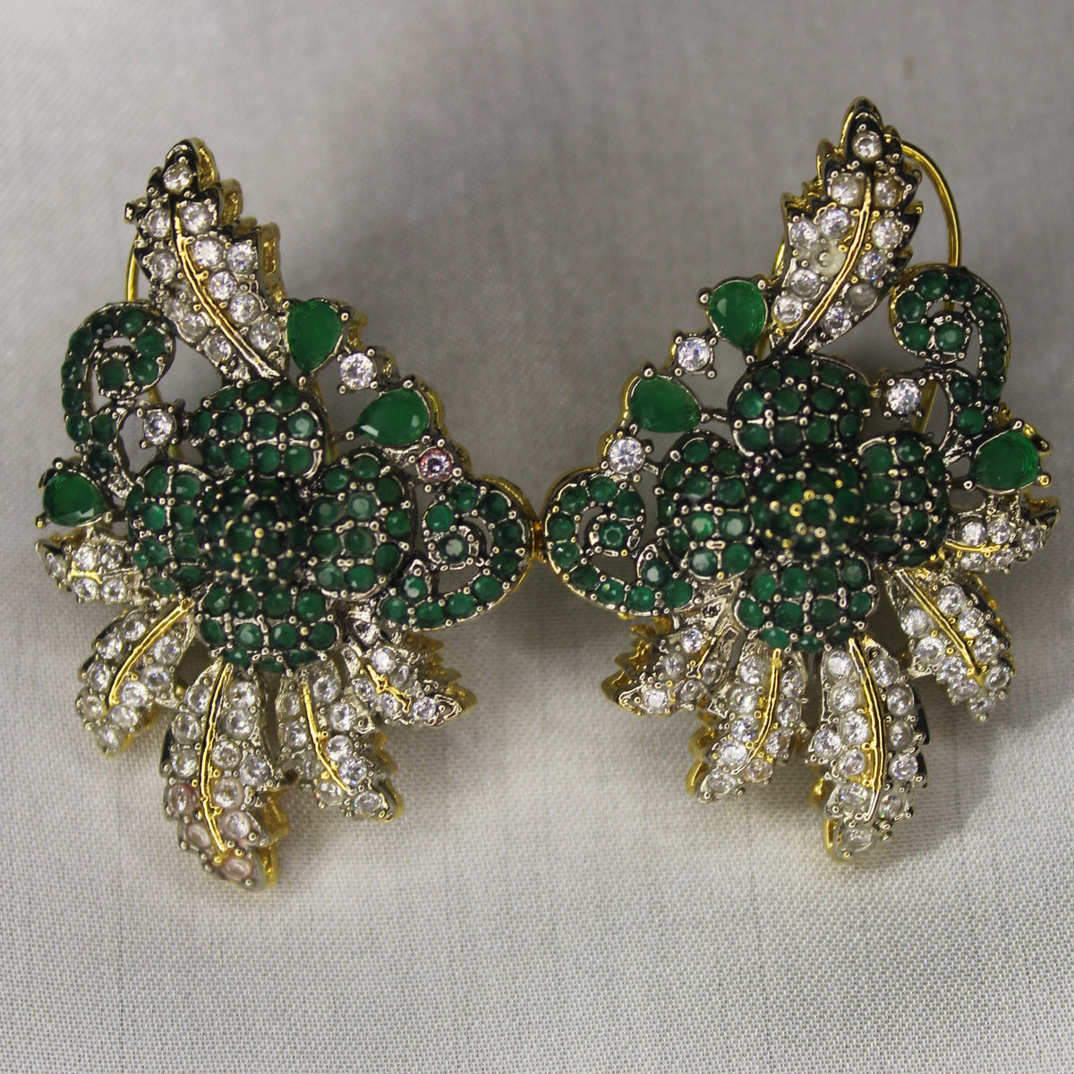 Elmas Clicekler Ear Ring