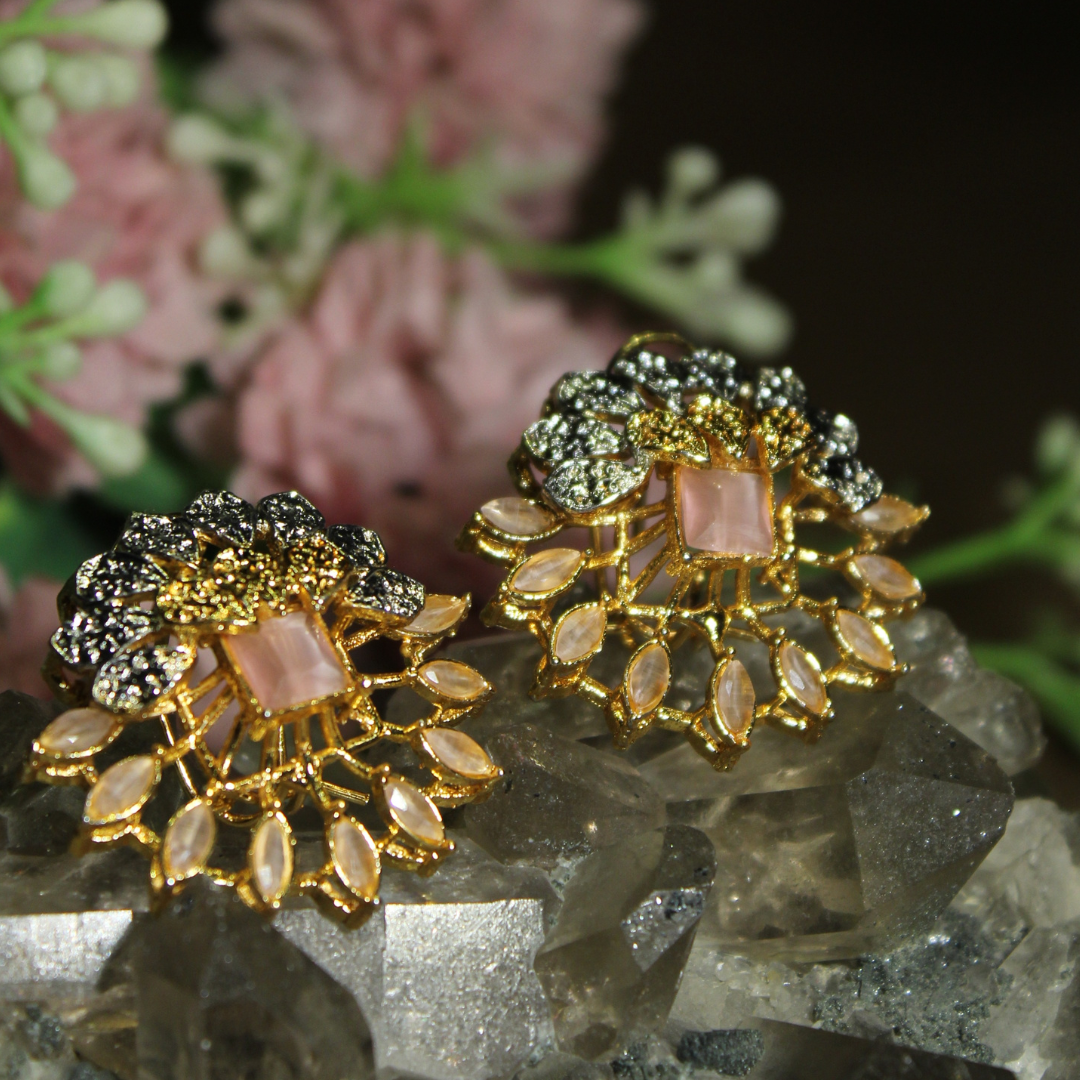 Şahane - Elegant Floral Earrings