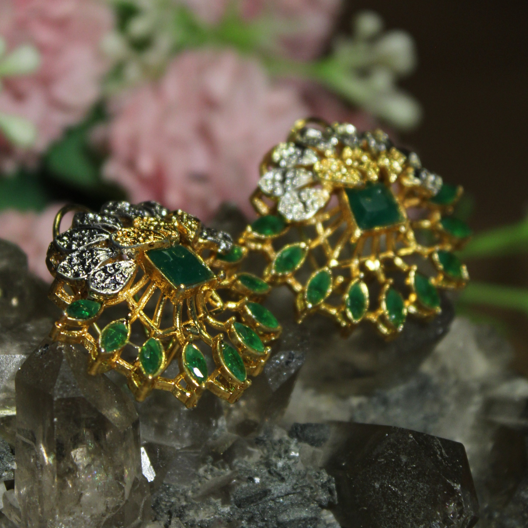 Şahane - Elegant Floral Earrings