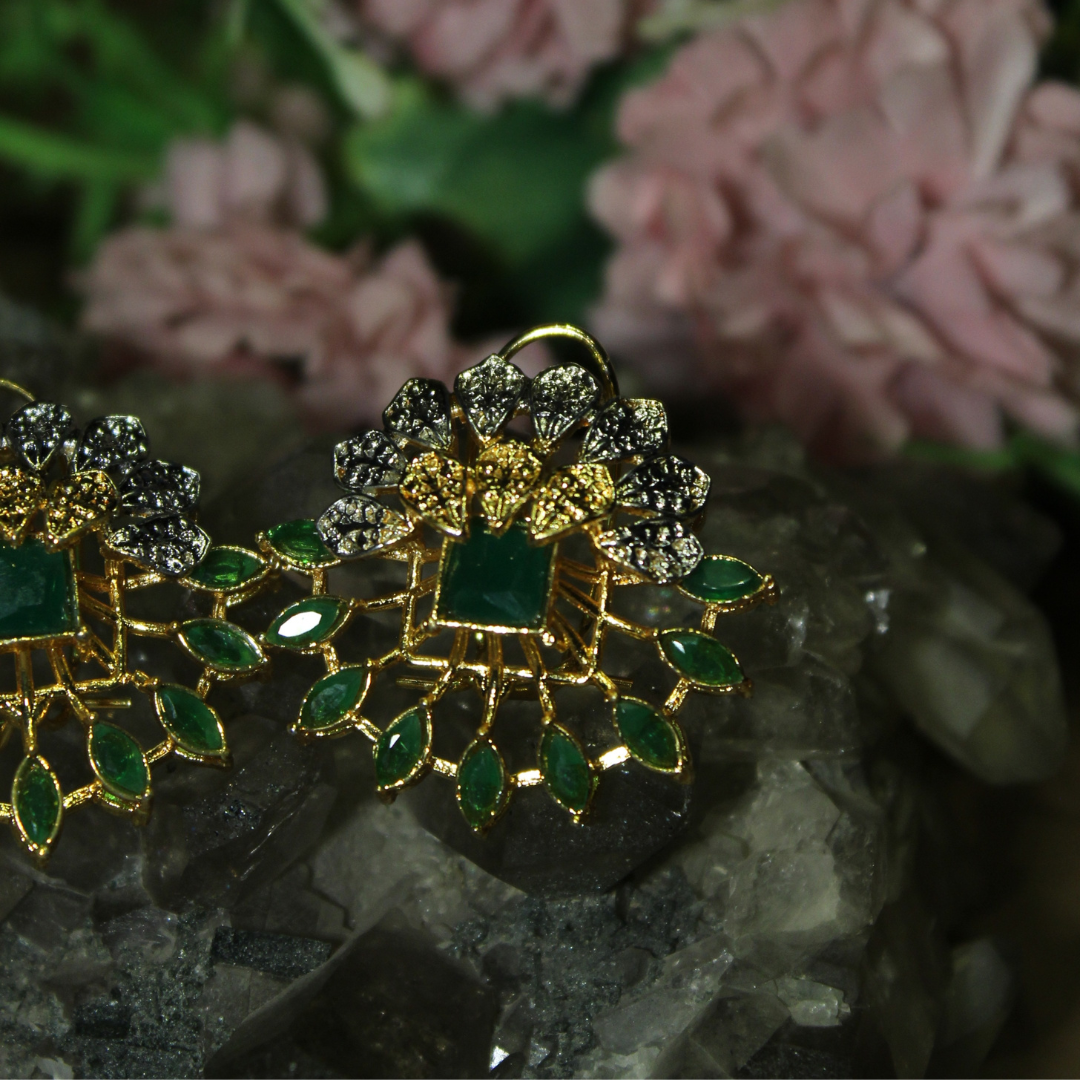 Şahane - Elegant Floral Earrings