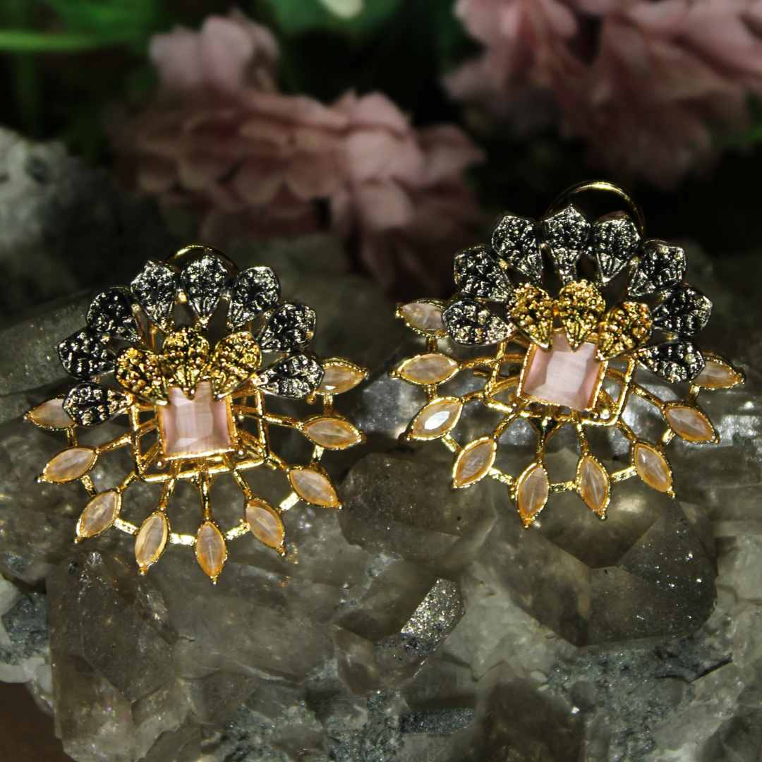 Şahane - Elegant Floral Earrings