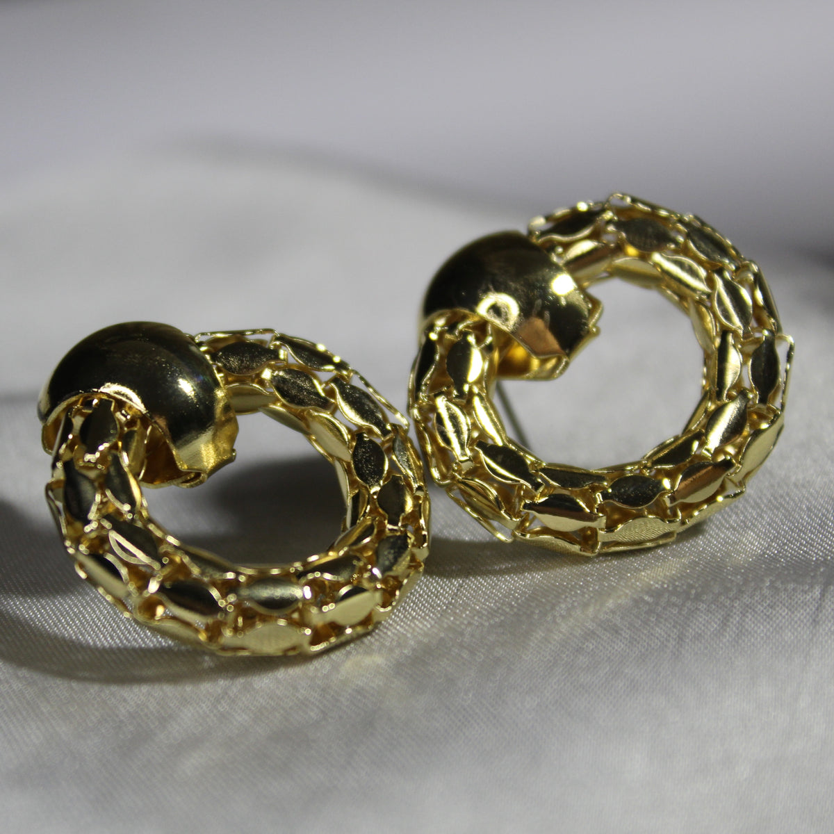 Kum Saati Ear Ring