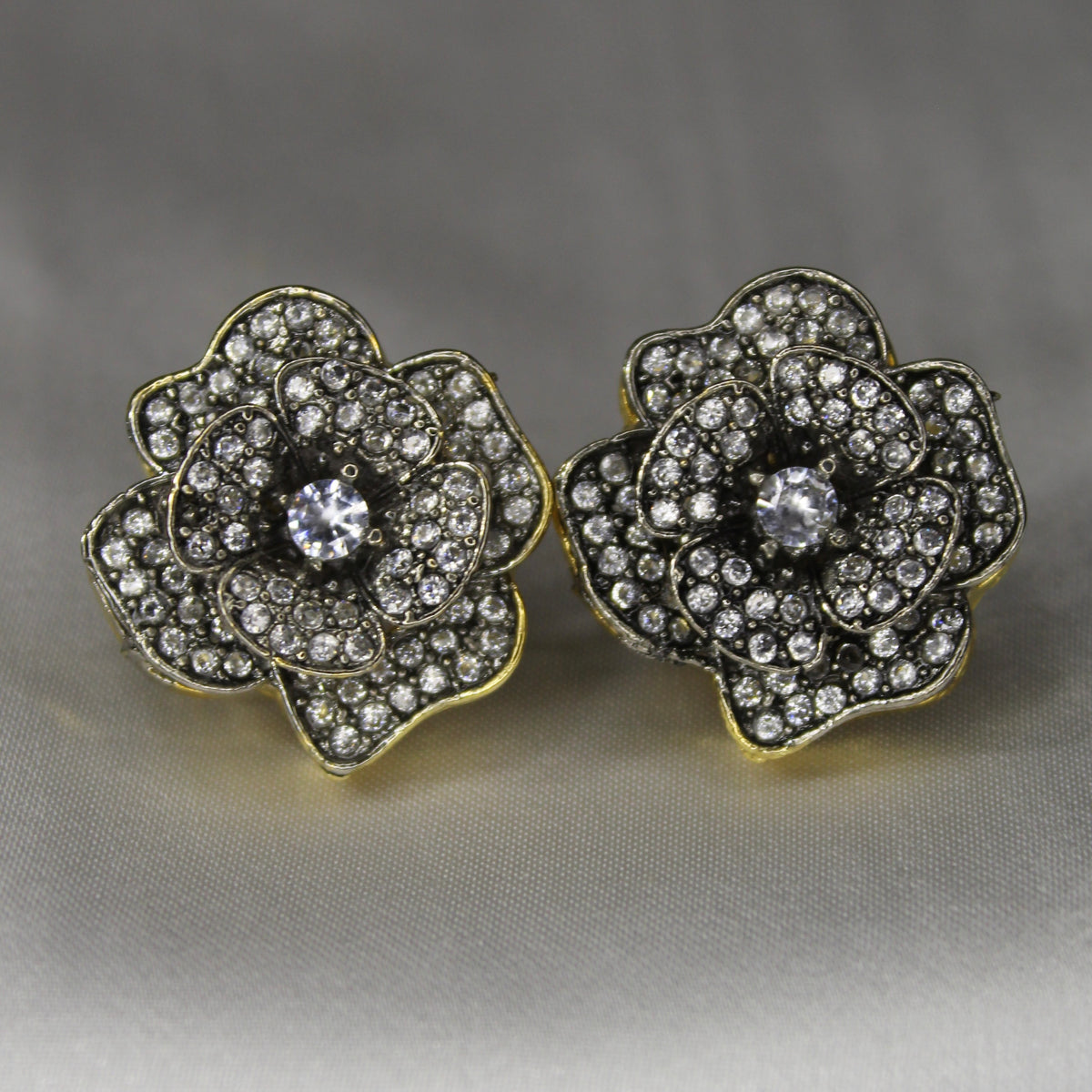 Gonca Ear Ring