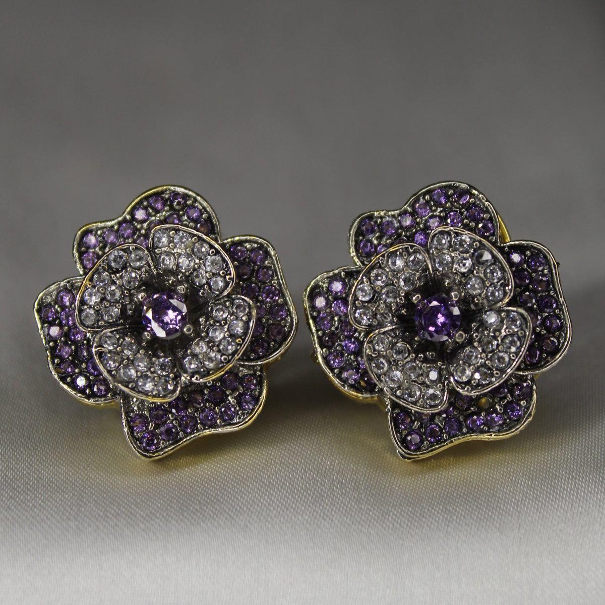 Gonca Ear Ring
