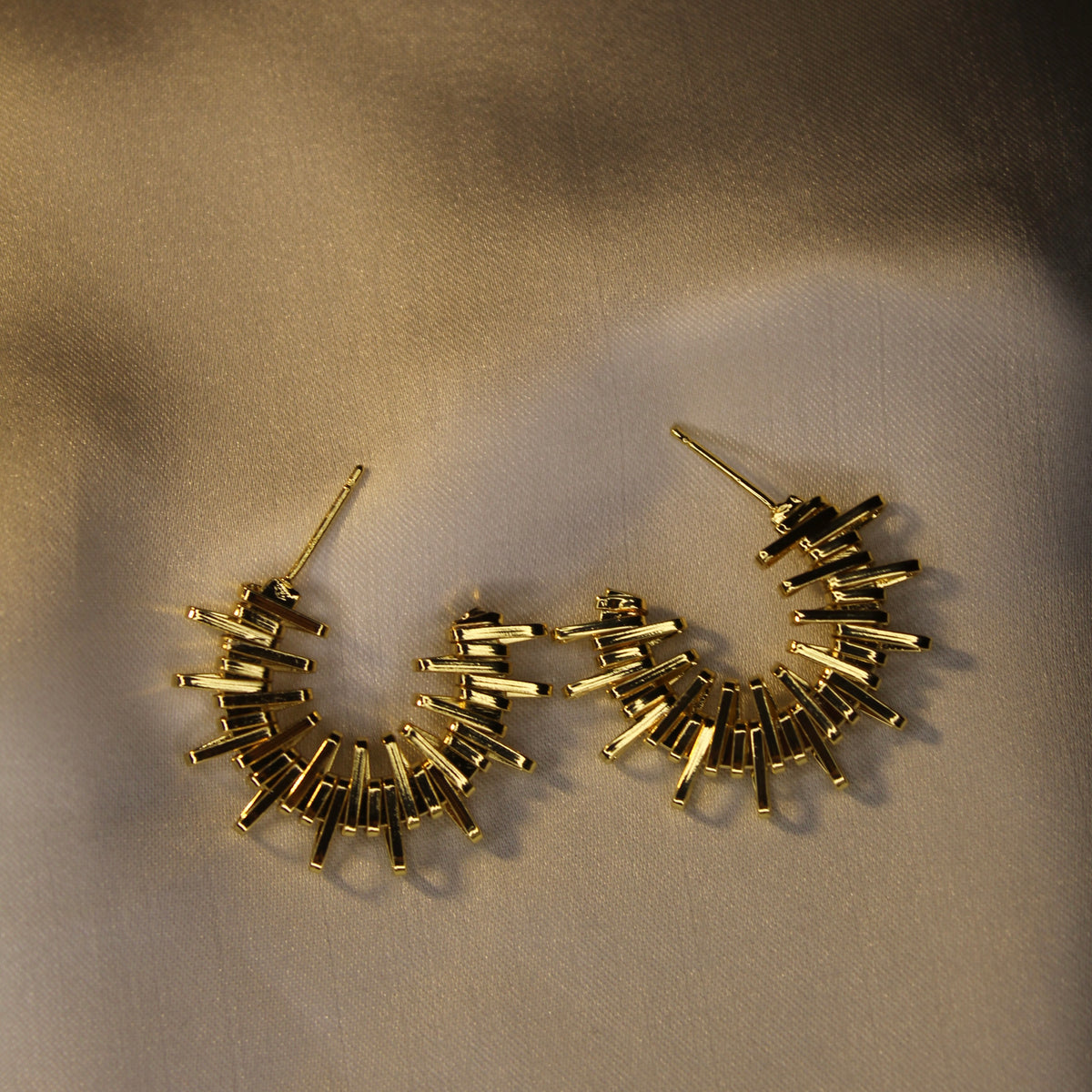 Virela Ear Ring