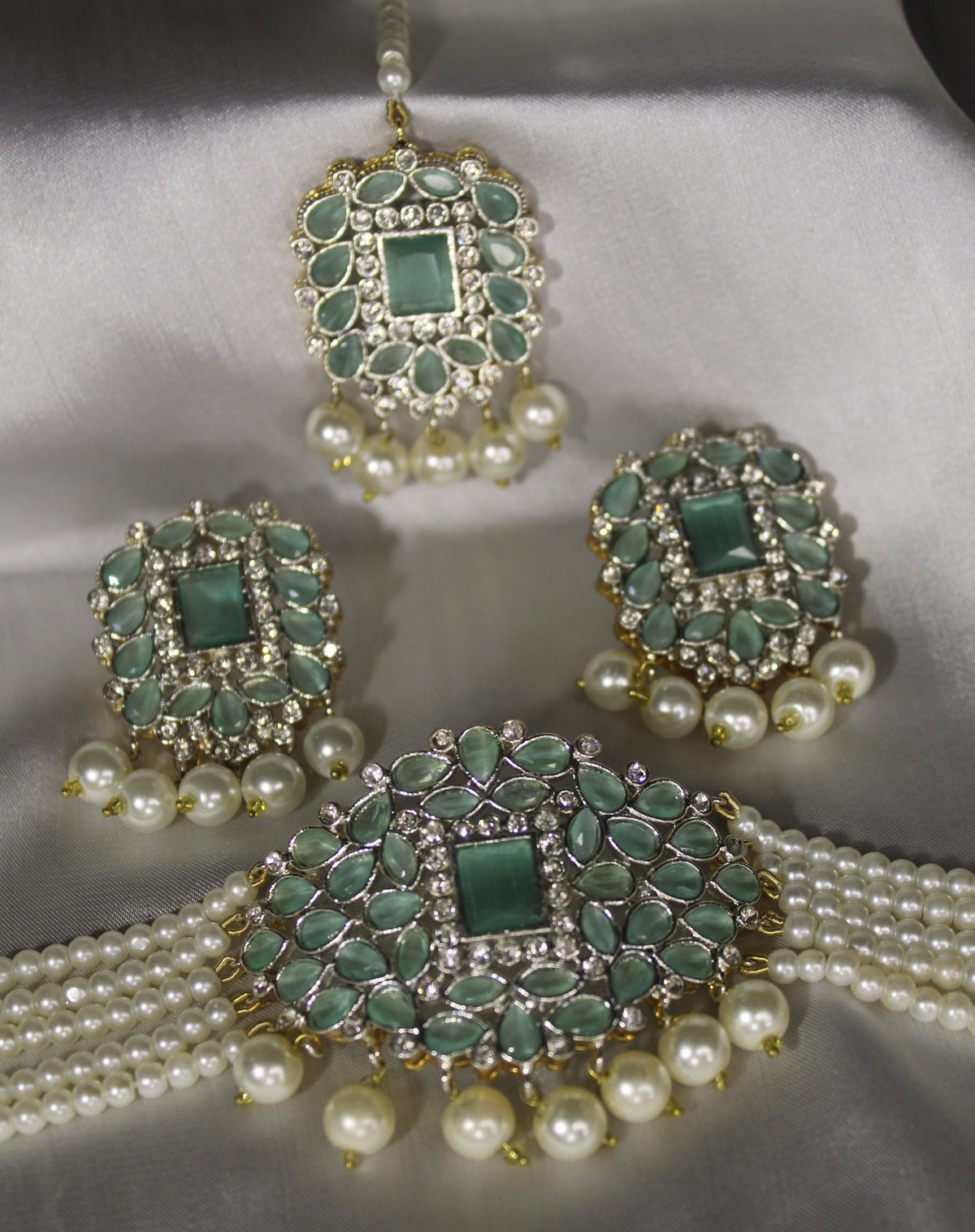 Zerafat Choker Set