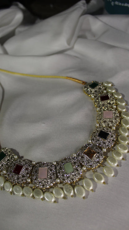 Zayra Choker Set
