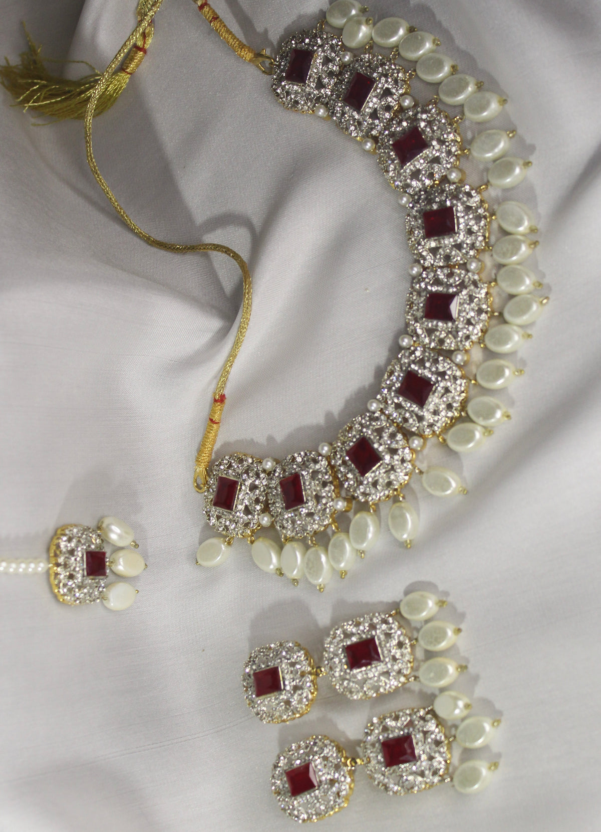 Zayra Choker Set
