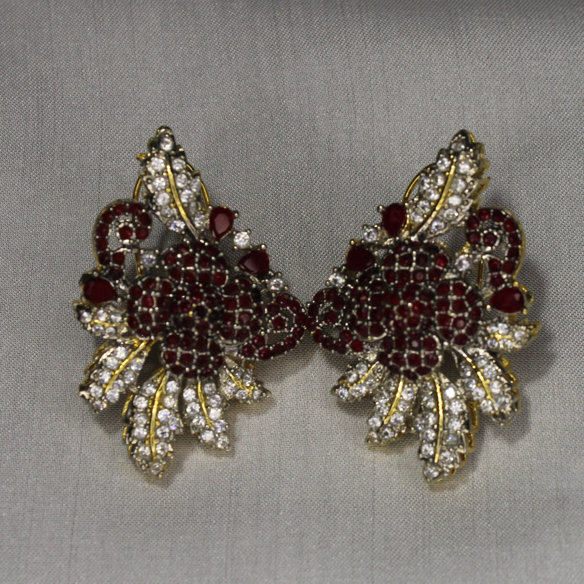 Elmas Clicekler Ear Ring