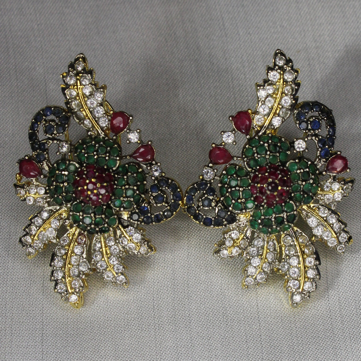Elmas Clicekler Ear Ring