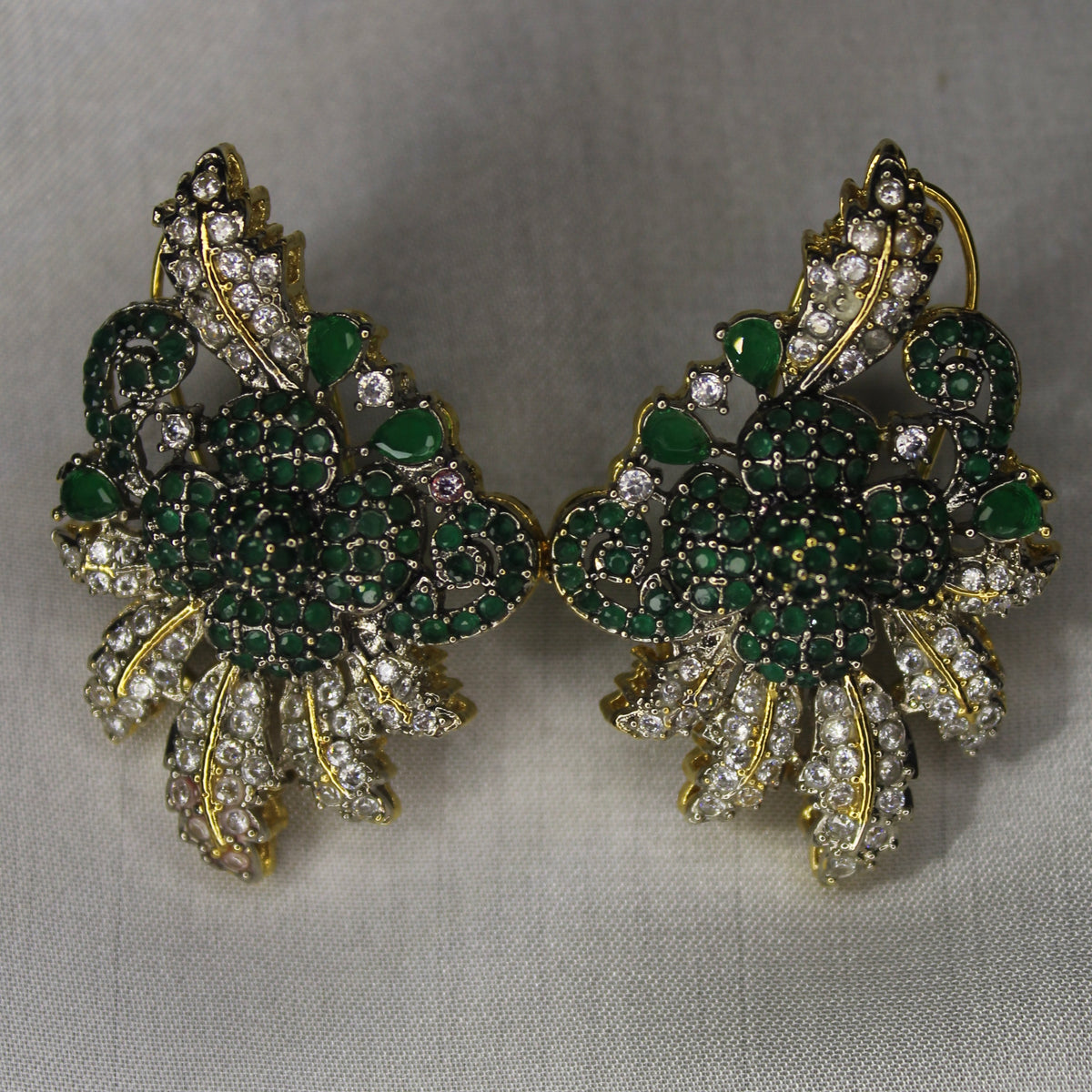 Elmas Clicekler Ear Ring