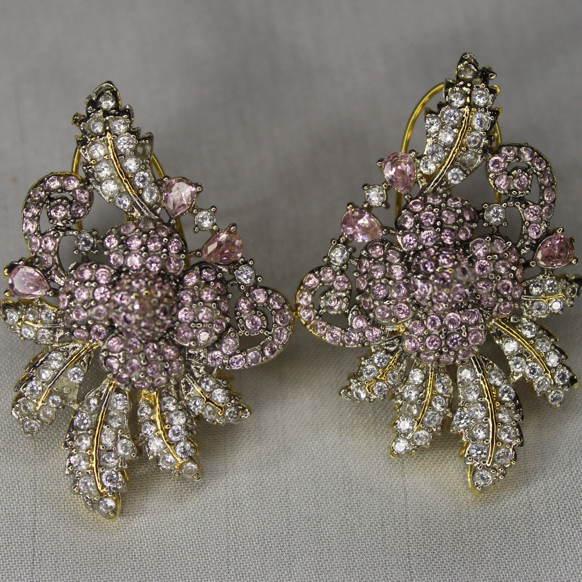 Elmas Clicekler Ear Ring
