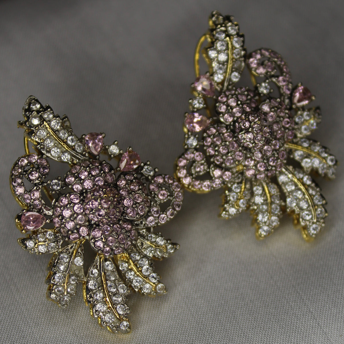 Elmas Clicekler Ear Ring